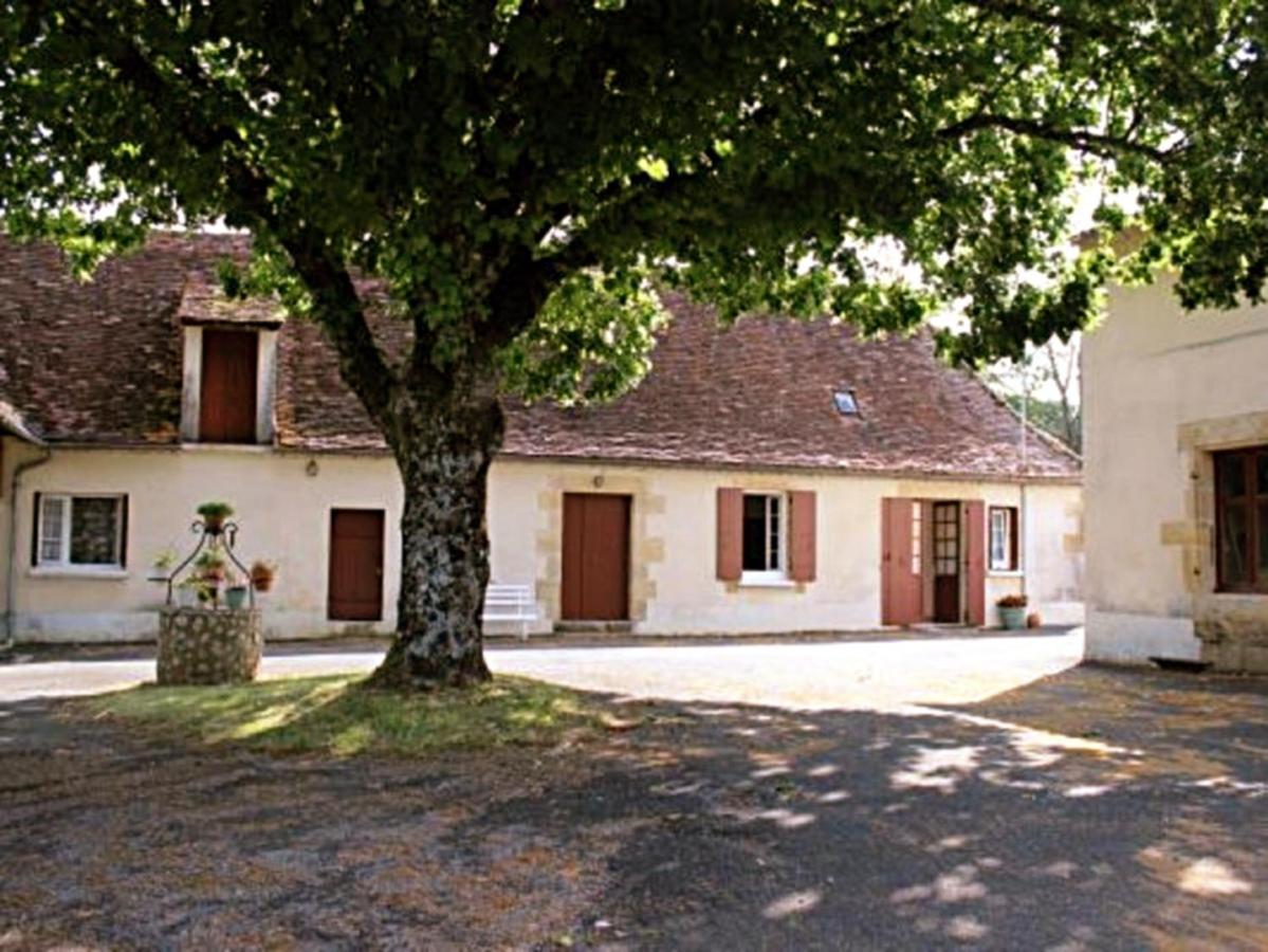 Gite De Champdore Nanthiat Exterior photo
